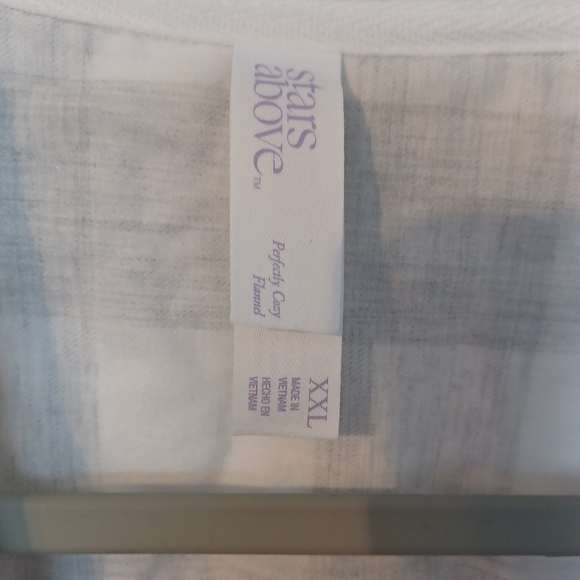 Stars Above Women's Plaid Perfectly Cozy Flannel Pajama Top - Picture 6 of 11